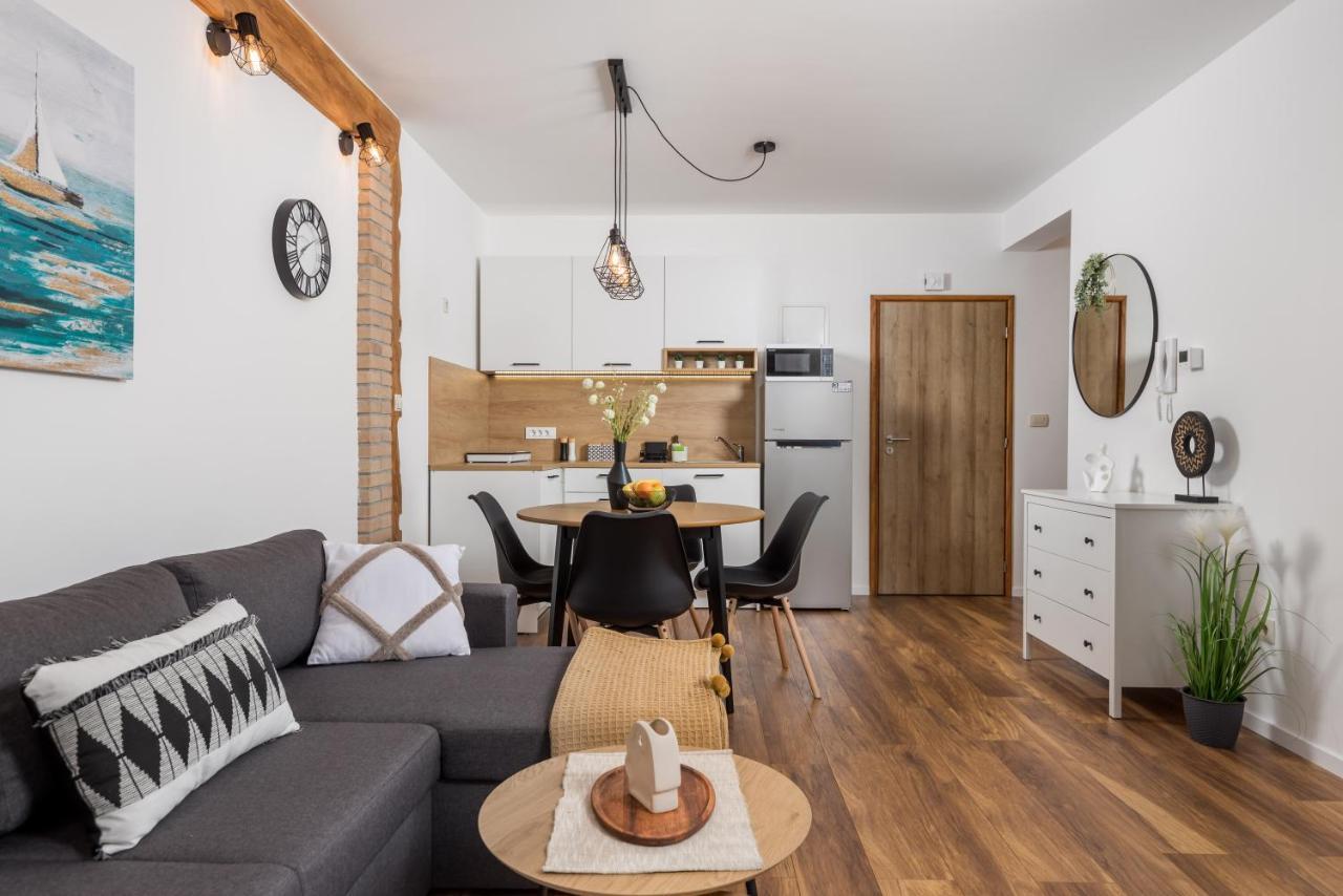 Apartment Roko *
